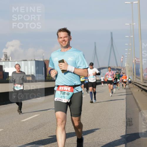 03.10.2025 - Köhlbrandbrückenlauf Jannik Wohlers http://msf.ph/oto/9071842 03.10.2025 09:49:52 Position 3 2732 meine-sportfotos.de