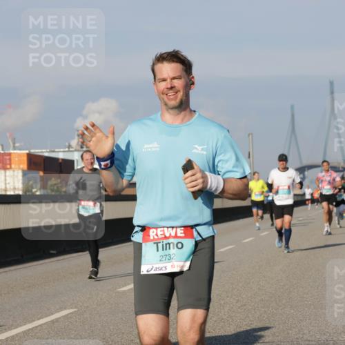 03.10.2025 - Köhlbrandbrückenlauf Jannik Wohlers http://msf.ph/oto/9071891 03.10.2025 09:49:52 Position 3 03, 10, 2015, 2732 meine-sportfotos.de