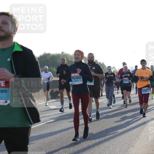 03.10.2025 - Köhlbrandbrückenlauf Jannik Wohlers http://msf.ph/oto/9071970 03.10.2025 09:18:03 Position 3 1534, 1670 meine-sportfotos.de