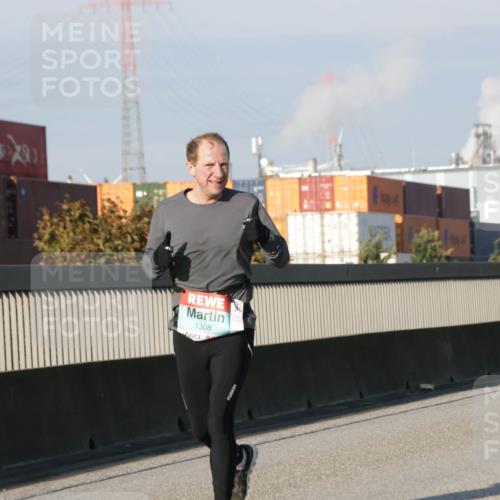 03.10.2025 - Köhlbrandbrückenlauf Jannik Wohlers http://msf.ph/oto/9071986 03.10.2025 09:49:54 Position 3 1308 meine-sportfotos.de