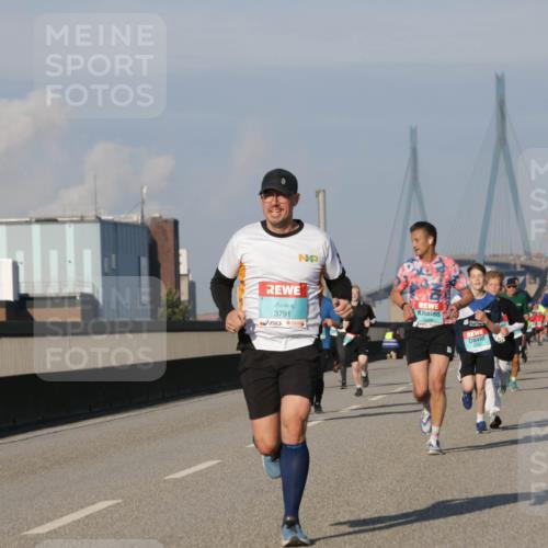 03.10.2025 - Köhlbrandbrückenlauf Jannik Wohlers http://msf.ph/oto/9072026 03.10.2025 09:49:56 Position 3 3791 meine-sportfotos.de