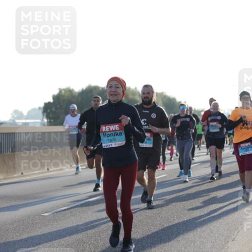 03.10.2025 - Köhlbrandbrückenlauf Jannik Wohlers http://msf.ph/oto/9072045 03.10.2025 09:18:04 Position 3 1670, 42 meine-sportfotos.de