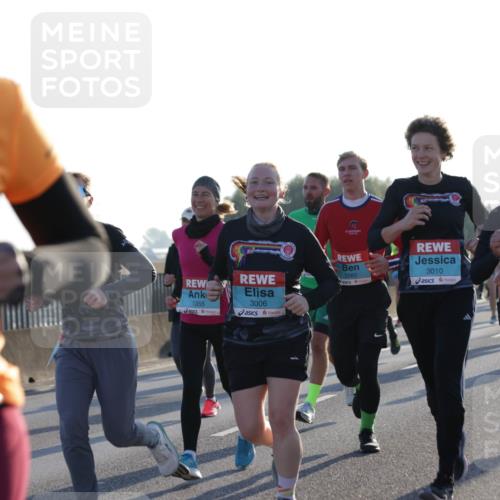 03.10.2025 - Köhlbrandbrückenlauf Jannik Wohlers http://msf.ph/oto/9072203 03.10.2025 09:18:07 Position 3 12, 1355, 3006, 2560, 3010 meine-sportfotos.de