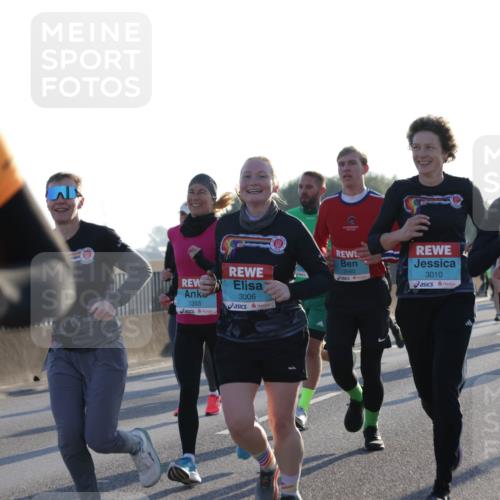 03.10.2025 - Köhlbrandbrückenlauf Jannik Wohlers http://msf.ph/oto/9072210 03.10.2025 09:18:07 Position 3 3006, 1355, 2560, 3010 meine-sportfotos.de