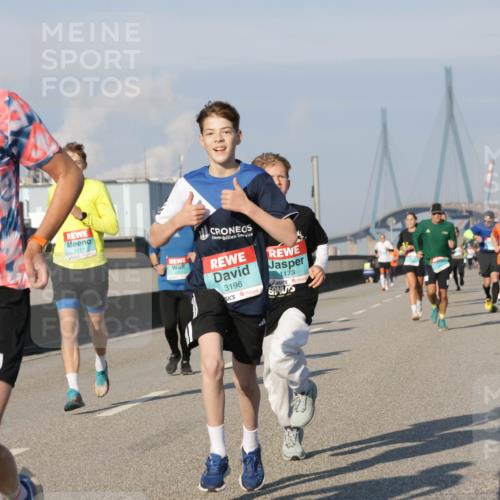 03.10.2025 - Köhlbrandbrückenlauf Jannik Wohlers http://msf.ph/oto/9072212 03.10.2025 09:50:01 Position 3 1039, 1111, 3196, 1173 meine-sportfotos.de