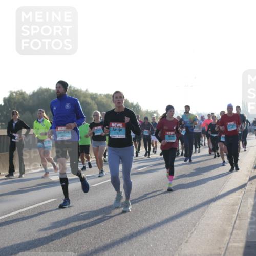 03.10.2025 - Köhlbrandbrückenlauf Jannik Wohlers http://msf.ph/oto/9072346 03.10.2025 09:18:09 Position 3 3711 meine-sportfotos.de