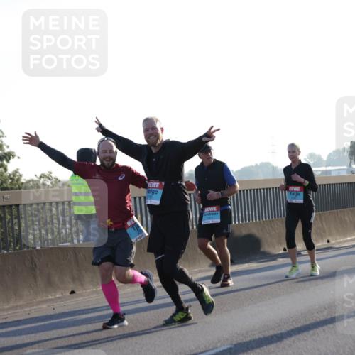 03.10.2025 - Köhlbrandbrückenlauf Jannik Wohlers http://msf.ph/oto/9072362 03.10.2025 09:18:10 Position 3  meine-sportfotos.de