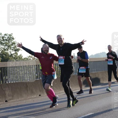 03.10.2025 - Köhlbrandbrückenlauf Jannik Wohlers http://msf.ph/oto/9072374 03.10.2025 09:18:10 Position 3 2793, 1471 meine-sportfotos.de