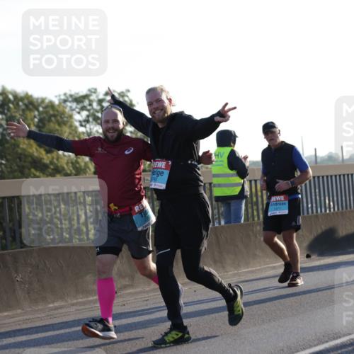 03.10.2025 - Köhlbrandbrückenlauf Jannik Wohlers http://msf.ph/oto/9072428 03.10.2025 09:18:10 Position 3 2793, 1471, 1627 meine-sportfotos.de