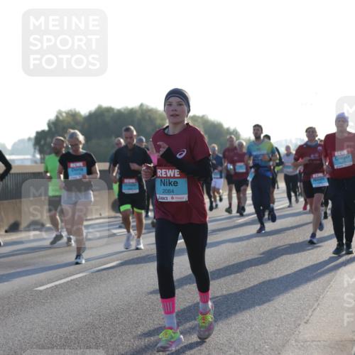 03.10.2025 - Köhlbrandbrückenlauf Jannik Wohlers http://msf.ph/oto/9072513 03.10.2025 09:18:12 Position 3 2084 meine-sportfotos.de