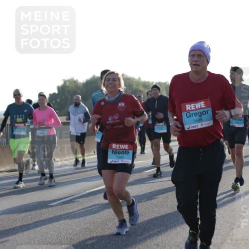 03.10.2025 - Köhlbrandbrückenlauf Jannik Wohlers http://msf.ph/oto/9072637 03.10.2025 09:18:14 Position 3 1498, 1501, 1363 meine-sportfotos.de