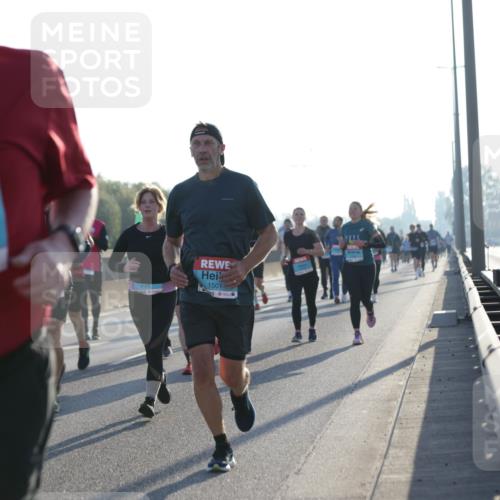 03.10.2025 - Köhlbrandbrückenlauf Jannik Wohlers http://msf.ph/oto/9072703 03.10.2025 09:18:16 Position 3 1498, 1501 meine-sportfotos.de
