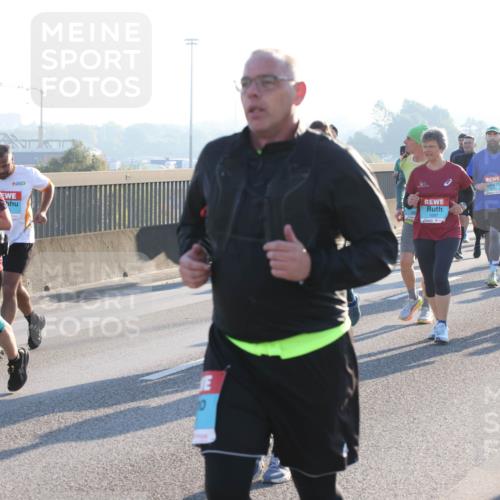 03.10.2025 - Köhlbrandbrückenlauf Lena Gebhardt http://msf.ph/oto/9072714 03.10.2025 09:24:52 Position 1 159, 1097 meine-sportfotos.de
