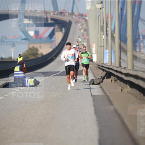 03.10.2025 - Köhlbrandbrückenlauf Jannik Wohlers http://msf.ph/oto/9072830 03.10.2025 09:38:18 Position 3  meine-sportfotos.de