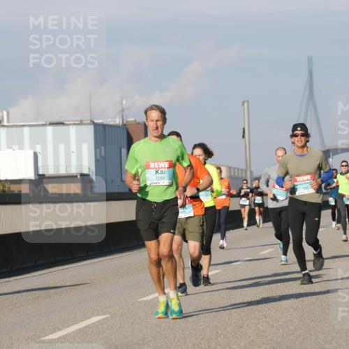03.10.2025 - Köhlbrandbrückenlauf Jannik Wohlers http://msf.ph/oto/9072853 03.10.2025 09:50:15 Position 3  meine-sportfotos.de