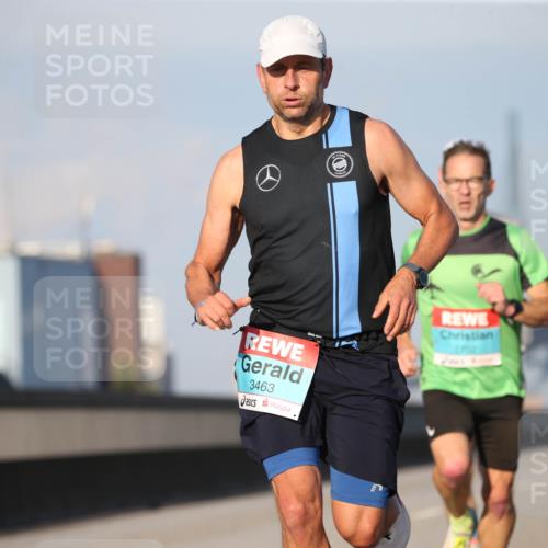 03.10.2025 - Köhlbrandbrückenlauf Jannik Wohlers http://msf.ph/oto/9072869 03.10.2025 09:38:43 Position 3 3463 meine-sportfotos.de