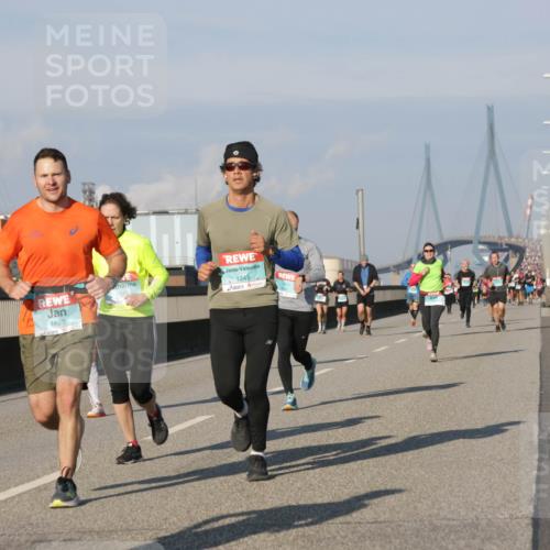 03.10.2025 - Köhlbrandbrückenlauf Jannik Wohlers http://msf.ph/oto/9072974 03.10.2025 09:50:19 Position 3 1622, 1245 meine-sportfotos.de