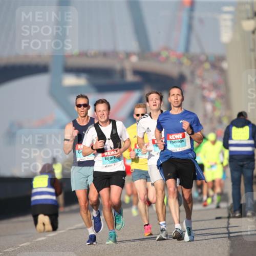 03.10.2025 - Köhlbrandbrückenlauf Jannik Wohlers http://msf.ph/oto/9073009 03.10.2025 09:39:05 Position 3 3153, 1032 meine-sportfotos.de