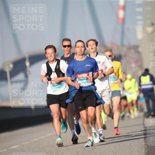 03.10.2025 - Köhlbrandbrückenlauf Jannik Wohlers http://msf.ph/oto/9073104 03.10.2025 09:39:11 Position 3 3153, 1032 meine-sportfotos.de