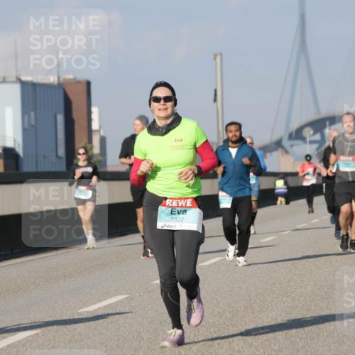 03.10.2025 - Köhlbrandbrückenlauf Jannik Wohlers http://msf.ph/oto/9073106 03.10.2025 09:50:23 Position 3 2822 meine-sportfotos.de