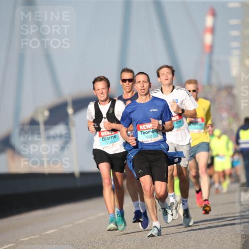 03.10.2025 - Köhlbrandbrückenlauf Jannik Wohlers http://msf.ph/oto/9073139 03.10.2025 09:39:12 Position 3 3153, 1032 meine-sportfotos.de