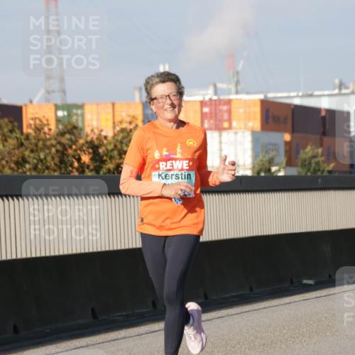03.10.2025 - Köhlbrandbrückenlauf Jannik Wohlers http://msf.ph/oto/9073151 03.10.2025 09:50:24 Position 3  meine-sportfotos.de