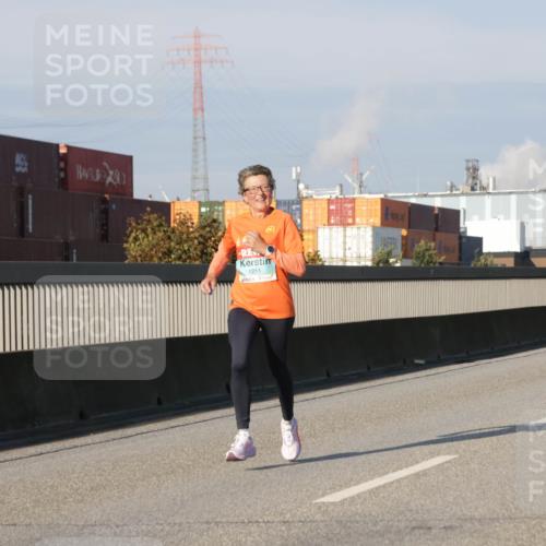 03.10.2025 - Köhlbrandbrückenlauf Jannik Wohlers http://msf.ph/oto/9073179 03.10.2025 09:50:25 Position 3 1211, 2822 meine-sportfotos.de