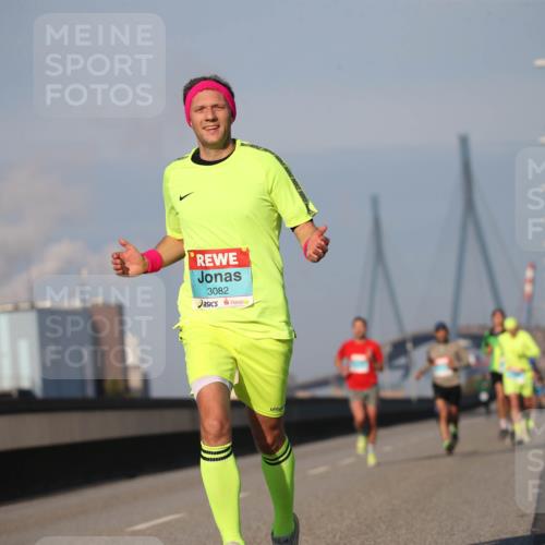 03.10.2025 - Köhlbrandbrückenlauf Jannik Wohlers http://msf.ph/oto/9073408 03.10.2025 09:39:27 Position 3 3082 meine-sportfotos.de