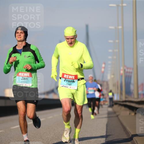 03.10.2025 - Köhlbrandbrückenlauf Jannik Wohlers http://msf.ph/oto/9073492 03.10.2025 09:39:35 Position 3 2701, 3460 meine-sportfotos.de