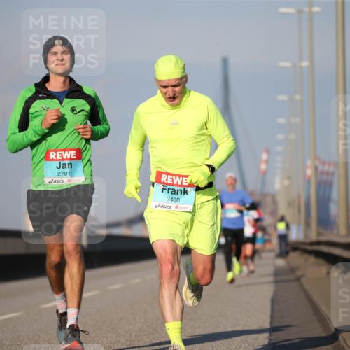 03.10.2025 - Köhlbrandbrückenlauf Jannik Wohlers http://msf.ph/oto/9073500 03.10.2025 09:39:36 Position 3 2701, 3460 meine-sportfotos.de