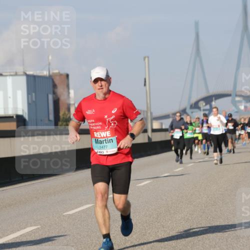 03.10.2025 - Köhlbrandbrückenlauf Jannik Wohlers http://msf.ph/oto/9073542 03.10.2025 09:50:35 Position 3 1477 meine-sportfotos.de