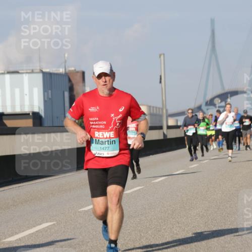 03.10.2025 - Köhlbrandbrückenlauf Jannik Wohlers http://msf.ph/oto/9073584 03.10.2025 09:50:35 Position 3 1477 meine-sportfotos.de