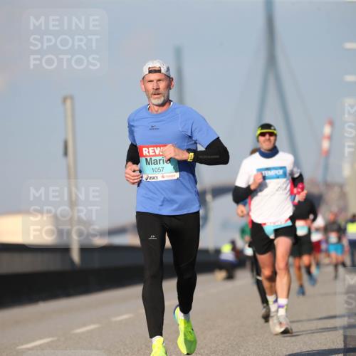 03.10.2025 - Köhlbrandbrückenlauf Jannik Wohlers http://msf.ph/oto/9073606 03.10.2025 09:39:41 Position 3 1057 meine-sportfotos.de