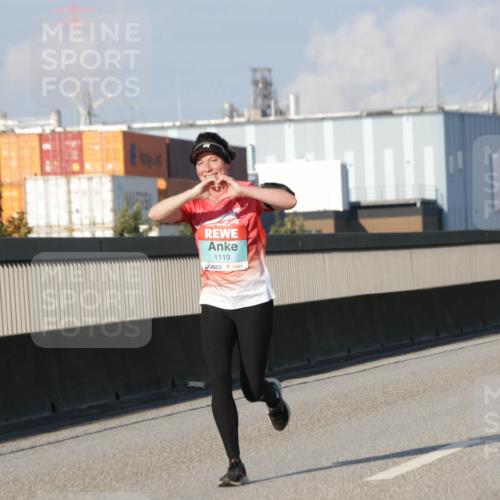 03.10.2025 - Köhlbrandbrückenlauf Jannik Wohlers http://msf.ph/oto/9073682 03.10.2025 09:50:41 Position 3 1119 meine-sportfotos.de