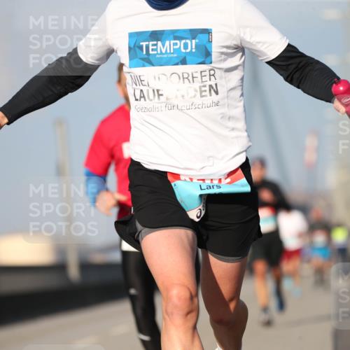 03.10.2025 - Köhlbrandbrückenlauf Jannik Wohlers http://msf.ph/oto/9073685 03.10.2025 09:39:45 Position 3  meine-sportfotos.de