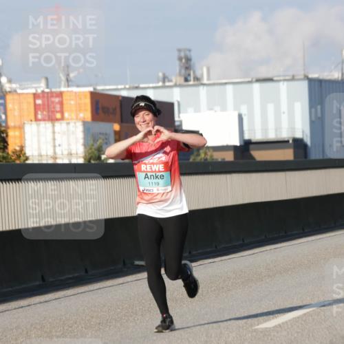 03.10.2025 - Köhlbrandbrückenlauf Jannik Wohlers http://msf.ph/oto/9073687 03.10.2025 09:50:41 Position 3 1119 meine-sportfotos.de