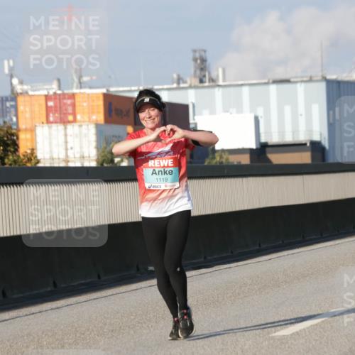03.10.2025 - Köhlbrandbrückenlauf Jannik Wohlers http://msf.ph/oto/9073695 03.10.2025 09:50:41 Position 3 1119 meine-sportfotos.de
