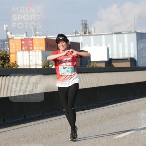 03.10.2025 - Köhlbrandbrückenlauf Jannik Wohlers http://msf.ph/oto/9073698 03.10.2025 09:50:41 Position 3 1119 meine-sportfotos.de