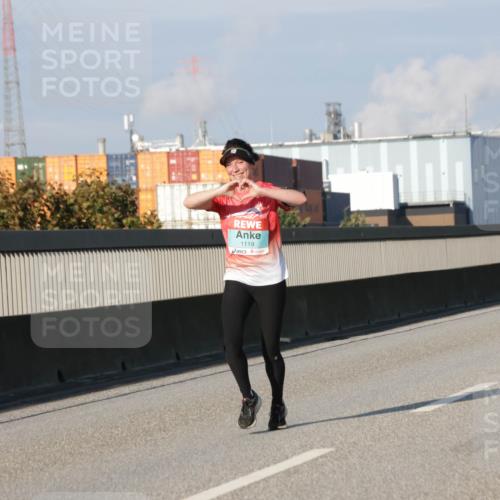 03.10.2025 - Köhlbrandbrückenlauf Jannik Wohlers http://msf.ph/oto/9073732 03.10.2025 09:50:42 Position 3 1119 meine-sportfotos.de
