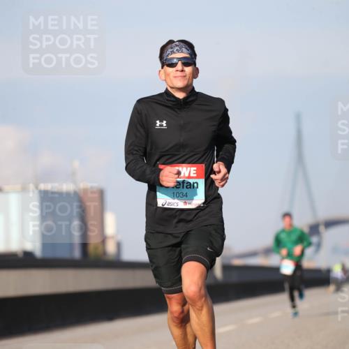 03.10.2025 - Köhlbrandbrückenlauf Jannik Wohlers http://msf.ph/oto/9073738 03.10.2025 09:39:51 Position 3 1034 meine-sportfotos.de