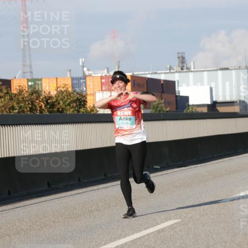 03.10.2025 - Köhlbrandbrückenlauf Jannik Wohlers http://msf.ph/oto/9073751 03.10.2025 09:50:42 Position 3 1119 meine-sportfotos.de