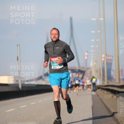 03.10.2025 - Köhlbrandbrückenlauf Jannik Wohlers http://msf.ph/oto/9073941 03.10.2025 09:40:00 Position 3 1026 meine-sportfotos.de