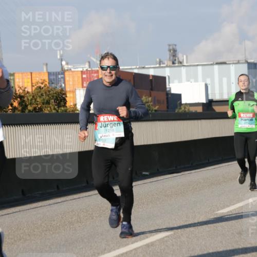 03.10.2025 - Köhlbrandbrückenlauf Jannik Wohlers http://msf.ph/oto/9073943 03.10.2025 09:50:48 Position 3 1944, 1218, 8160, 2714 meine-sportfotos.de