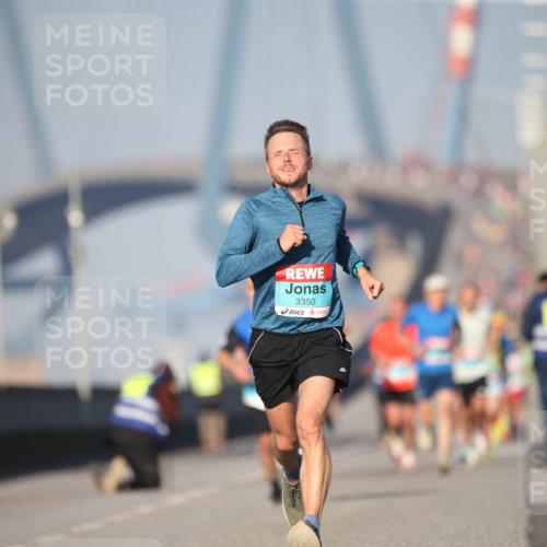 03.10.2025 - Köhlbrandbrückenlauf Jannik Wohlers http://msf.ph/oto/9073987 03.10.2025 09:40:06 Position 3 3350 meine-sportfotos.de