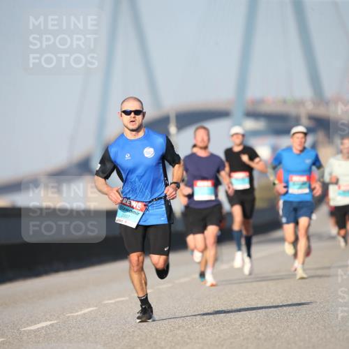 03.10.2025 - Köhlbrandbrückenlauf Jannik Wohlers http://msf.ph/oto/9074200 03.10.2025 09:40:16 Position 3  meine-sportfotos.de