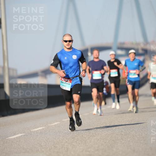 03.10.2025 - Köhlbrandbrückenlauf Jannik Wohlers http://msf.ph/oto/9074249 03.10.2025 09:40:17 Position 3 2937 meine-sportfotos.de