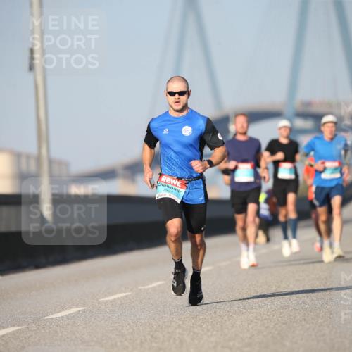 03.10.2025 - Köhlbrandbrückenlauf Jannik Wohlers http://msf.ph/oto/9074267 03.10.2025 09:40:17 Position 3 2937 meine-sportfotos.de