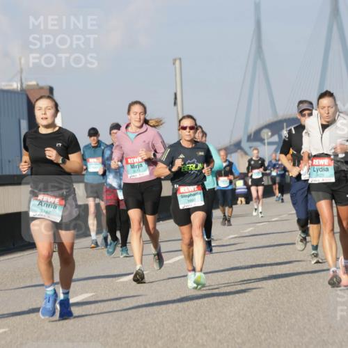 03.10.2025 - Köhlbrandbrückenlauf Jannik Wohlers http://msf.ph/oto/9074294 03.10.2025 09:51:02 Position 3 2323, 1242, 3579, 1092, 3625 meine-sportfotos.de