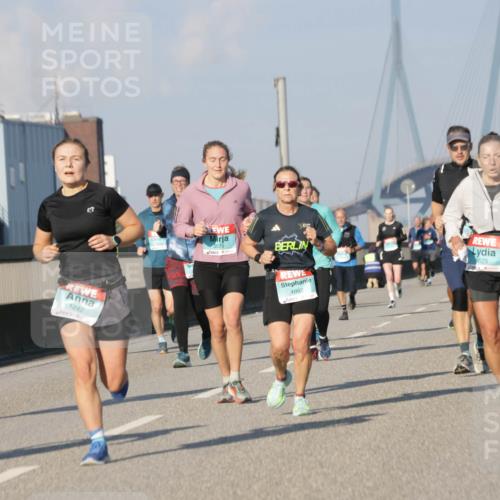 03.10.2025 - Köhlbrandbrückenlauf Jannik Wohlers http://msf.ph/oto/9074319 03.10.2025 09:51:02 Position 3 2323, 1242, 3579, 1092, 8625 meine-sportfotos.de
