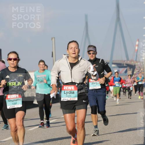 03.10.2025 - Köhlbrandbrückenlauf Jannik Wohlers http://msf.ph/oto/9074412 03.10.2025 09:51:04 Position 3 35, 1092, 3625, 1255 meine-sportfotos.de